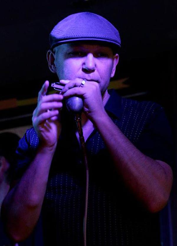 Ian Collard playing with Brownie McGhee