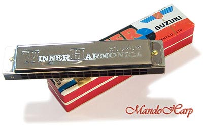 MandoHarp - Suzuki Tremolo Harmonica - W-16 'Winner'