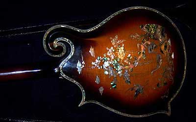 MandoHarp - 'Noose' Hand-Made F-5-Style Wide-Bodied Inlaid Mandolin (060020-MF)