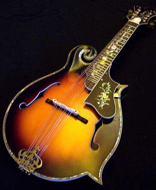 MandoHarp - 'Noose' Hand-Made F-5-Style Wide-Bodied Inlaid Mandolin (060020-MF)
